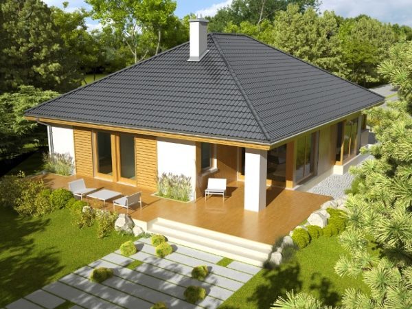 Вальмовая крыша позволяет сэкономить на возведении фронтонов дома